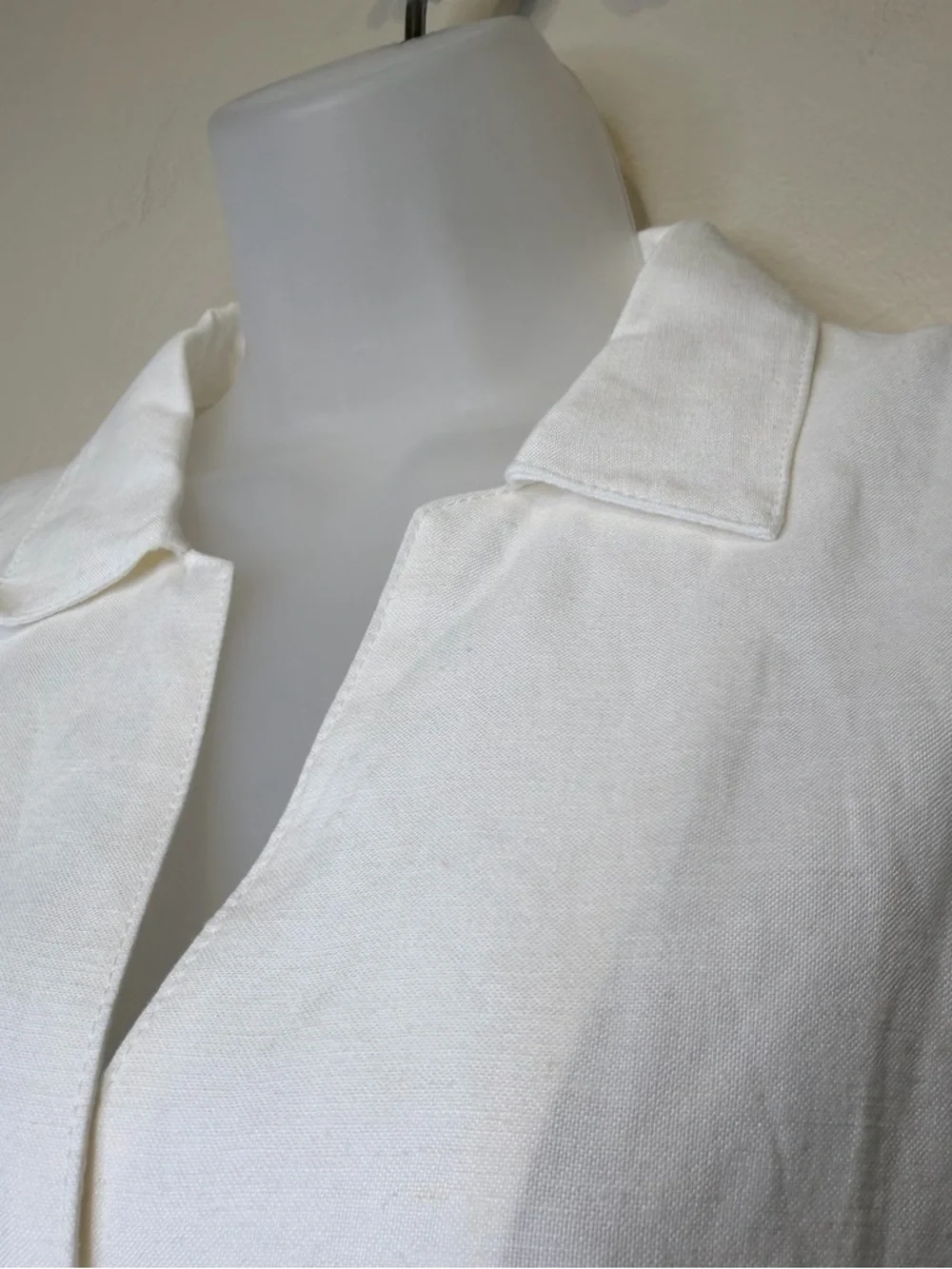 Mod Ref | Crisp Linen Button Front Short Sleeve Relaxed Cropped Chic Shirt Top - Picture 5 of 11